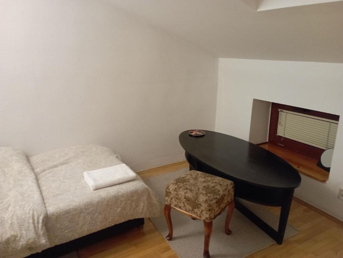 Meier House Wawer Hotel Warsawa Bagian luar foto