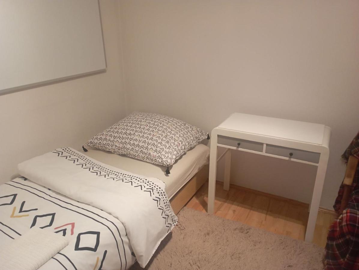 Meier House Wawer Hotel Warsawa Bagian luar foto