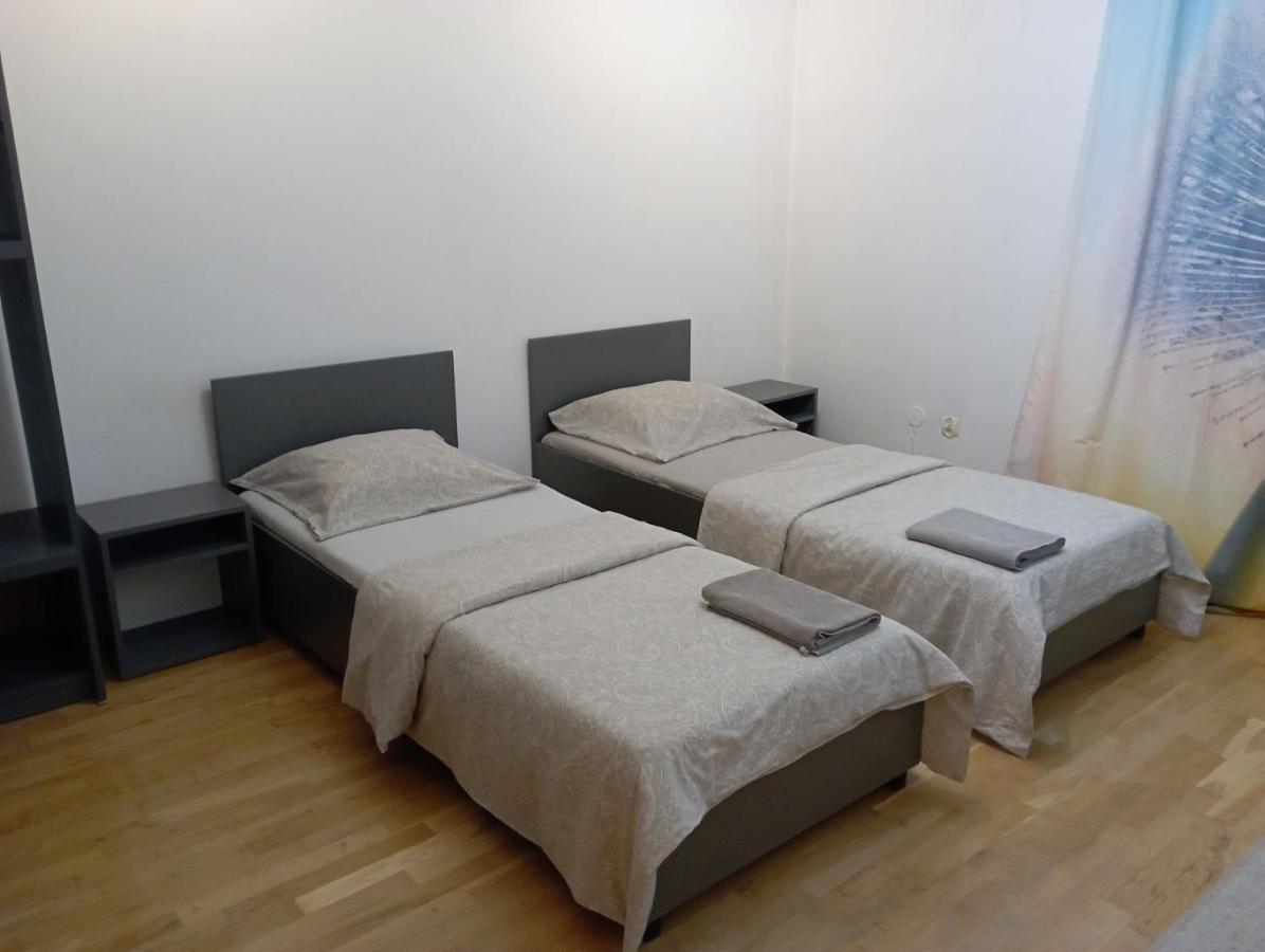 Meier House Wawer Hotel Warsawa Bagian luar foto