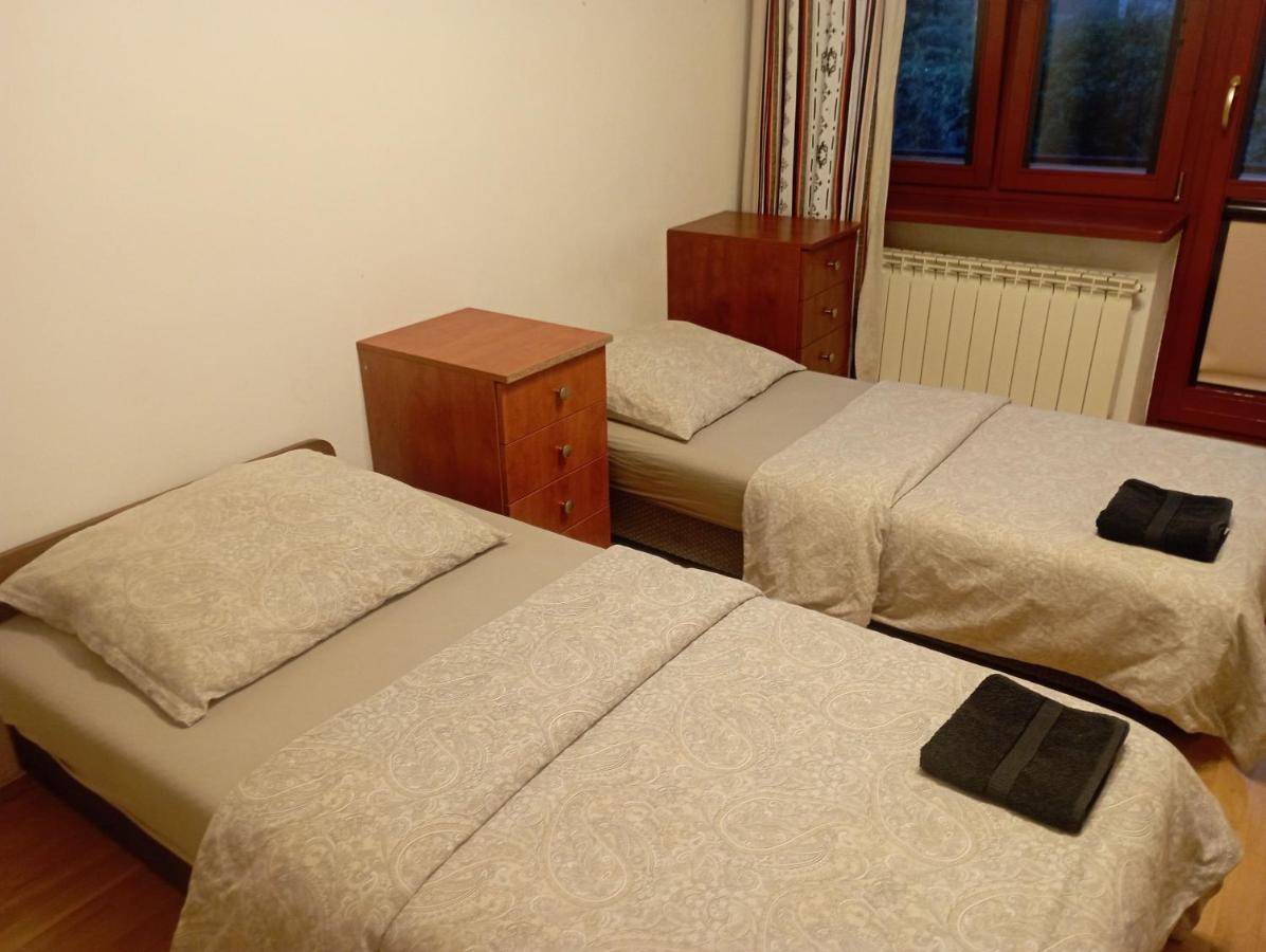 Meier House Wawer Hotel Warsawa Bagian luar foto