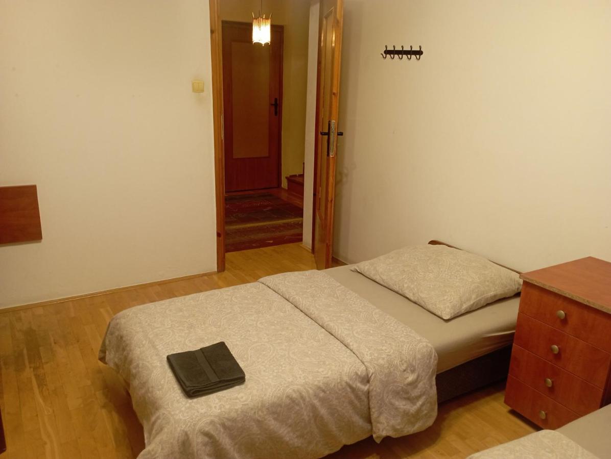 Meier House Wawer Hotel Warsawa Bagian luar foto